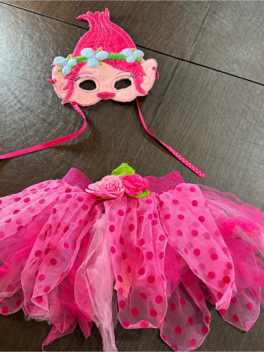 Trolls Poppy Mask with Ribbon and Fairy Dust Skirt Sz One Size (4-7)